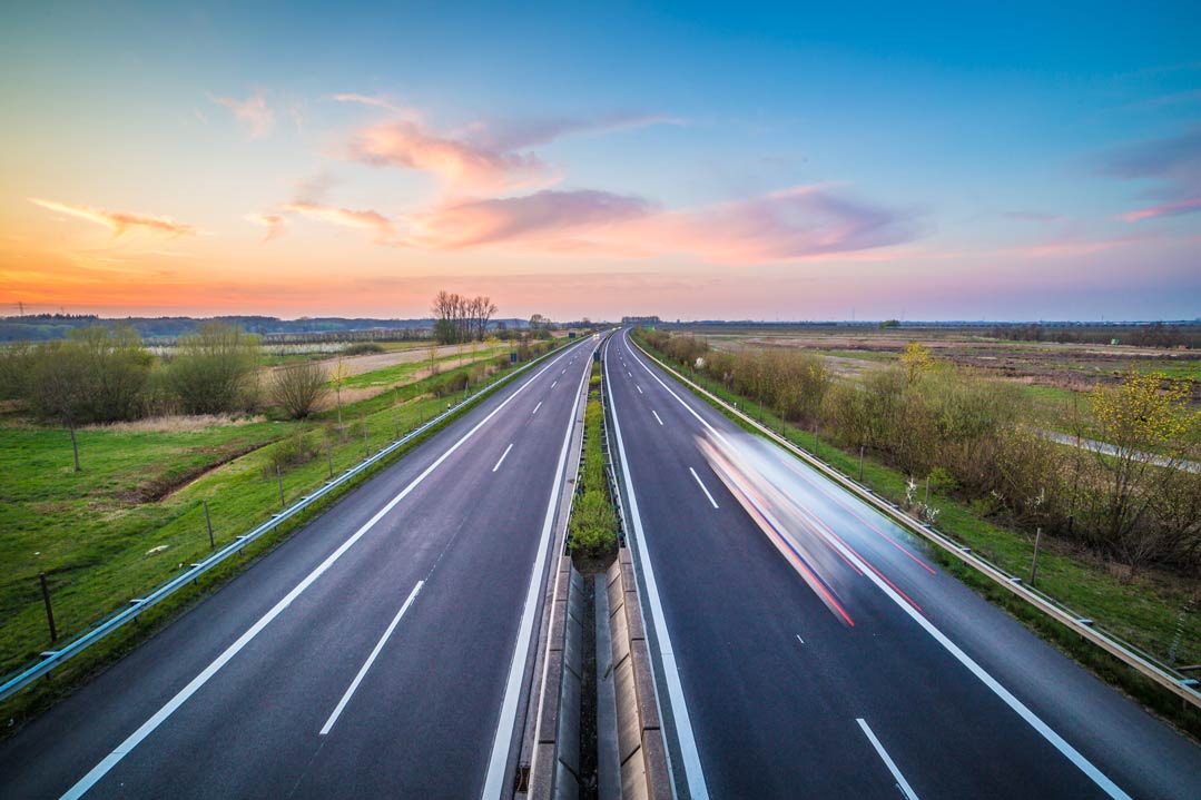 Sanierung des Straßennetzes und die Verbesserung de Infrastruktur